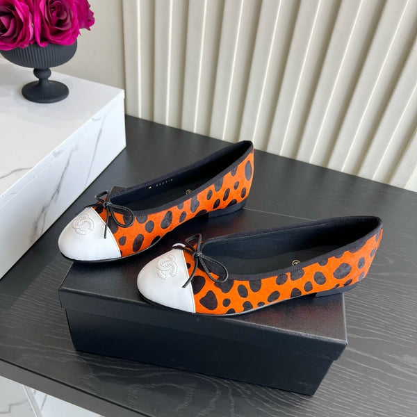 CC 26s Ballet Flat Black Orange Horsehair 850774