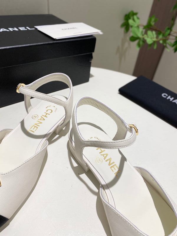 CC 25P Pearl Buckle Mary Jane Sandals Black White Sheepskin Frabic 466989