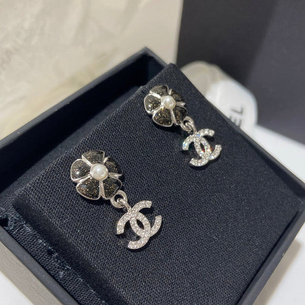 CC Flower Pendant Silver Black Diamond Earrings