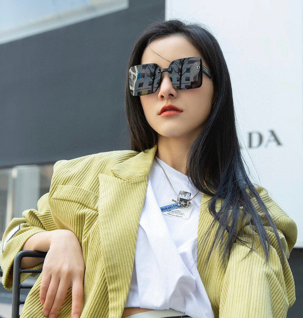 MONTAIGNE SUNGLASS CD2682 IN ACETATE