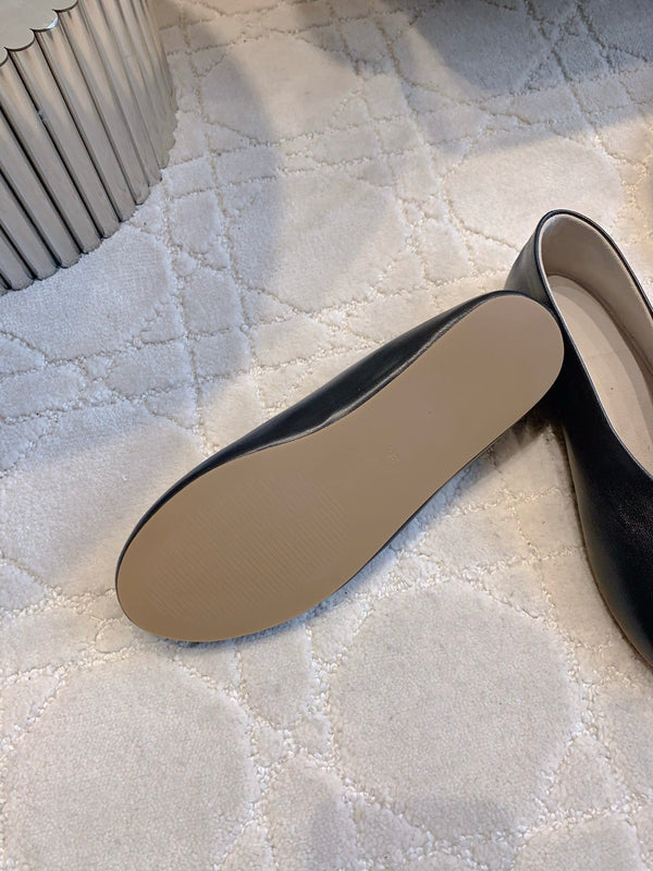 The Row 2025 Ballet Flat Black Sheepskin 557424