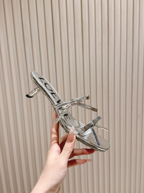 Loewe 25 Petal Bow Sandals Silver Cowhide PVC