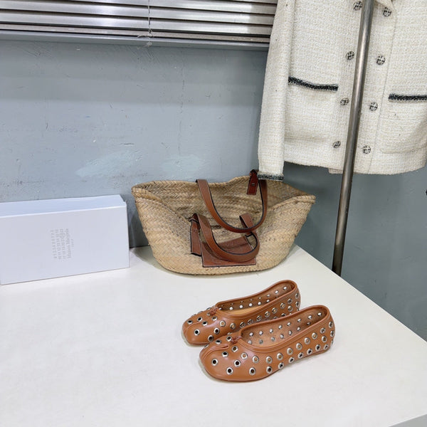 MM6 Bellissima Ballerina Eyelet Details Brown Cowhide 893695