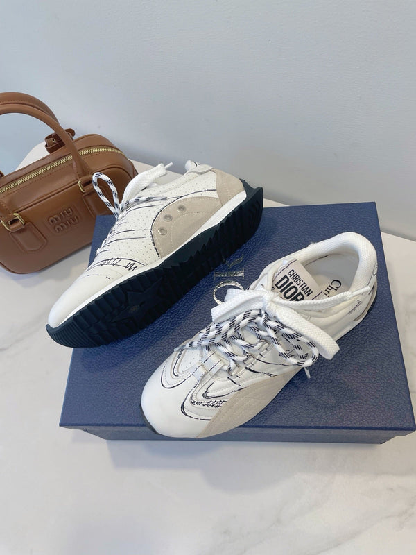 CD 26s D-Sketch Grey White Suede Sheepskin 908096