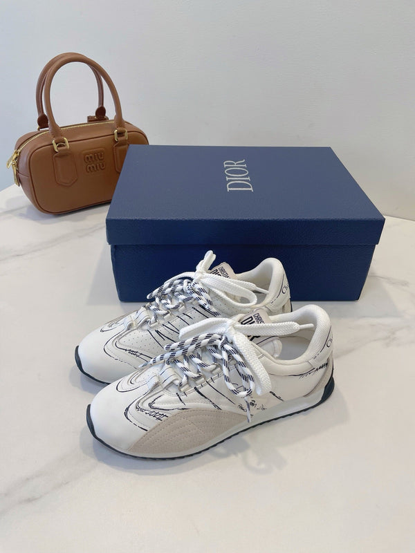 CD 26s D-Sketch Grey White Suede Sheepskin 908096