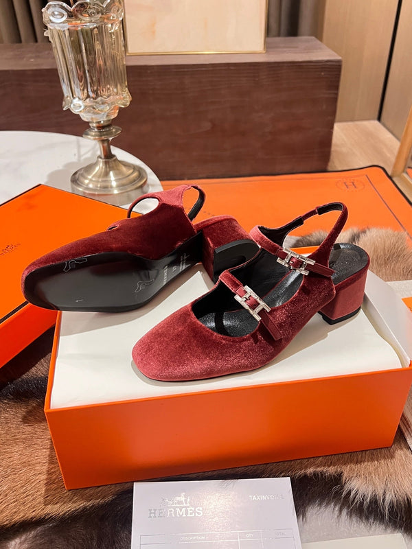 HM Jackie 50 Pump Red Velvet 680230