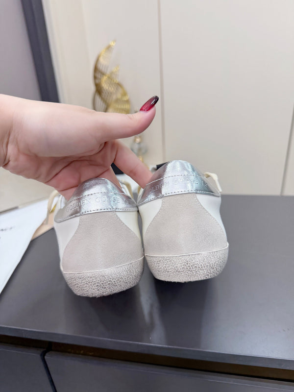 Golden Goose 26s Superstar Sneakers White Gold Glitter Leather 735895