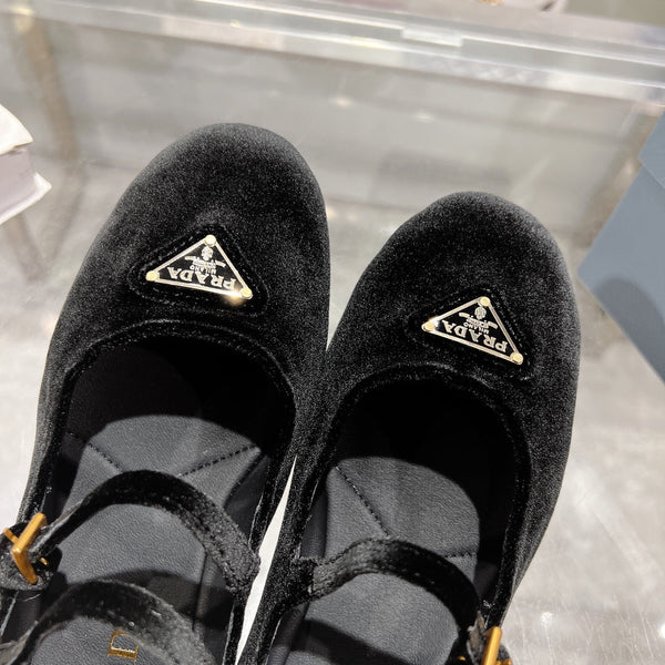 Prad 26s Finish Ballerina Black Velvet 982412