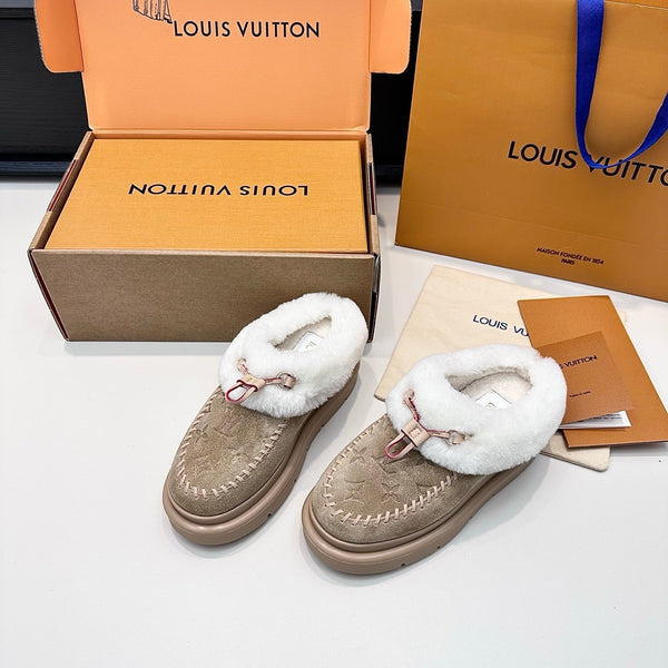 LV Cortina Closed Mule Khahi Suede Wool 542232