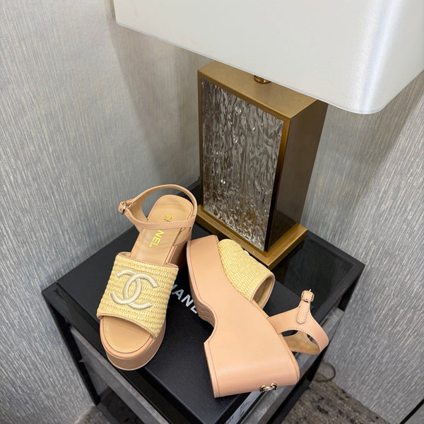CC 26s Platform Sandal Beige Raffia Sheepskin 688695