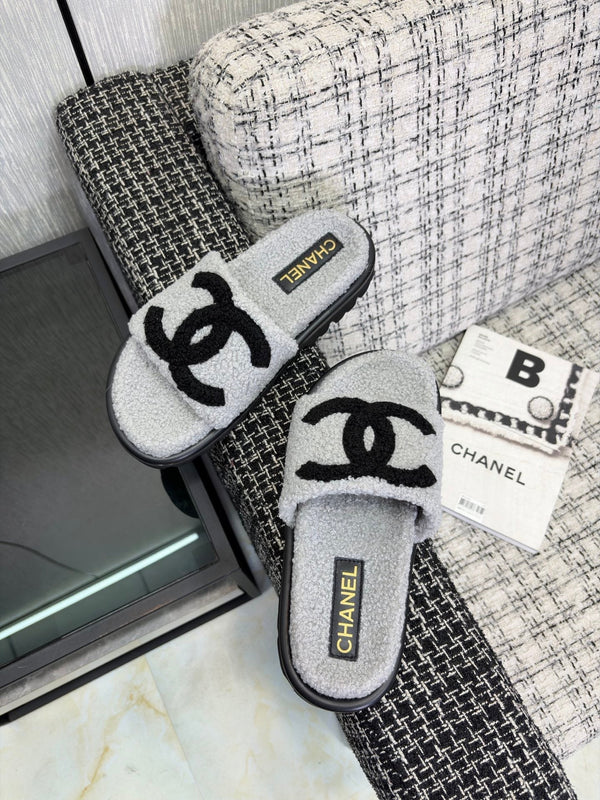CC 26s Shearling Slide Flat Mules Grey Black Wool 128100