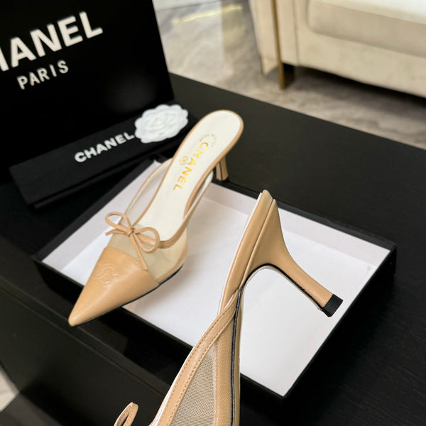 CC 26s Métiers d'Art Pointed-Toe Mule Beige Mesh Sheepskin 700622