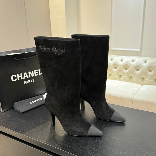 CC Gabrielle Chanel Boots 8.5cm Black Suede Black Fabric