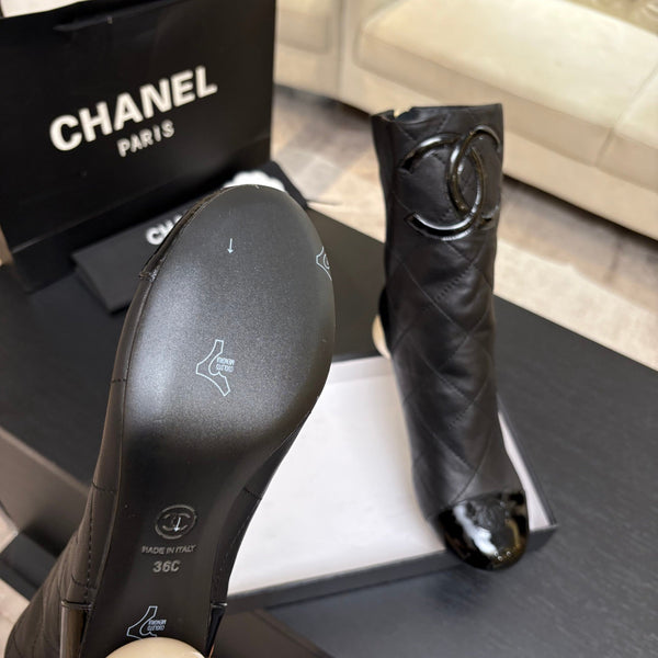 CC 26s Mid-Calf Pearl Boots 6.5CM  Black Quited Calfskin 957731