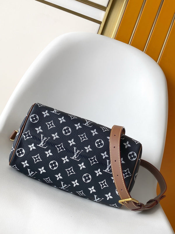 LV Speedy P9 Bandoulière 25cm Monogram Calfskin GHW