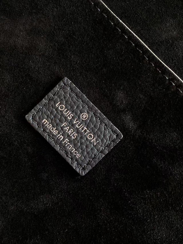 LV Steamer 30 Handbag Black Calfskin