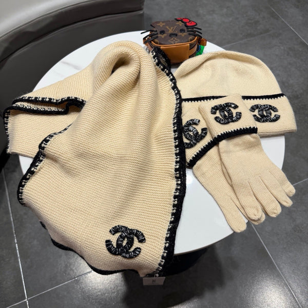 CC Hat Scarf Gloves Set Light Beige Black Knit 470401