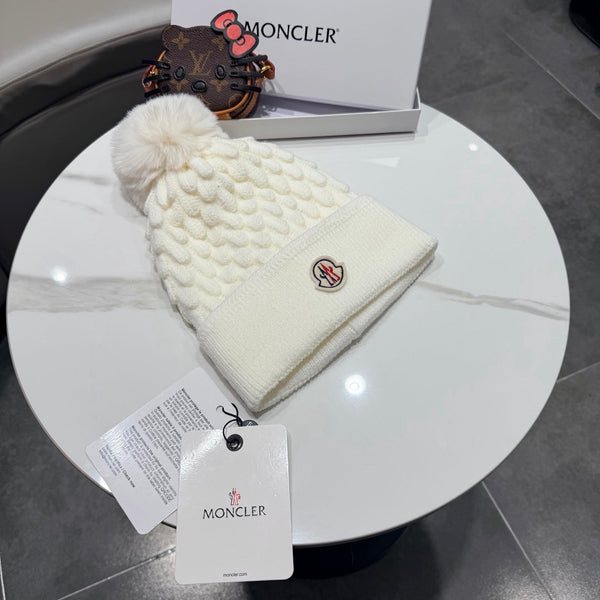MC 26s Winter Pom Pom Beanie Wool 499252
