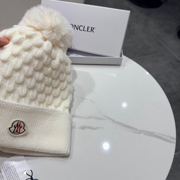 MC 26s Winter Pom Pom Beanie Wool 499252