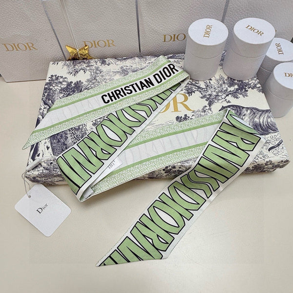 CD Twilly Mini Scarf 105cm Green Mulberry Silk 957051