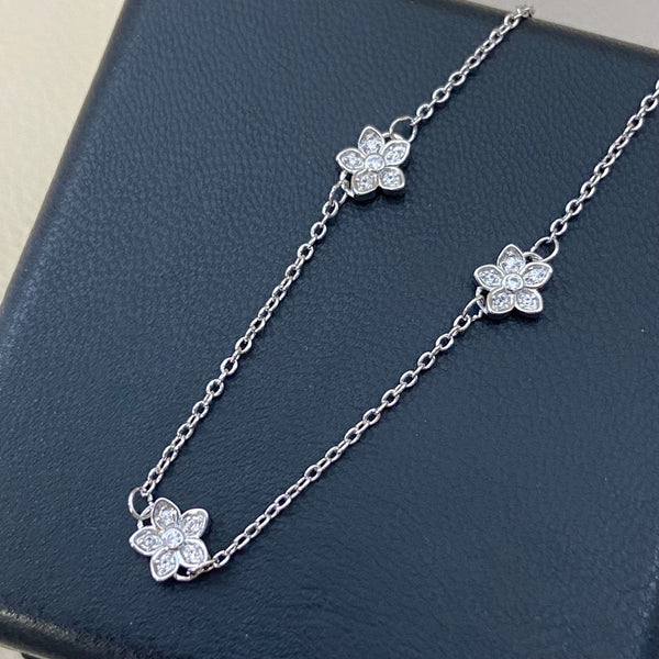 Graff New Mini Three-Flower Sliver Bracelet