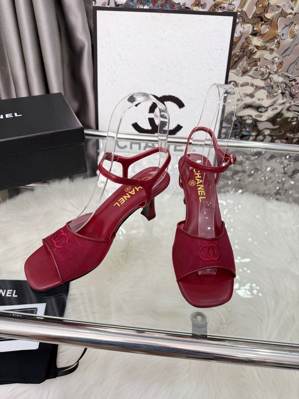 CC 2026B Métiers d'Art Sandals Burgundy Mesh Leather 970170