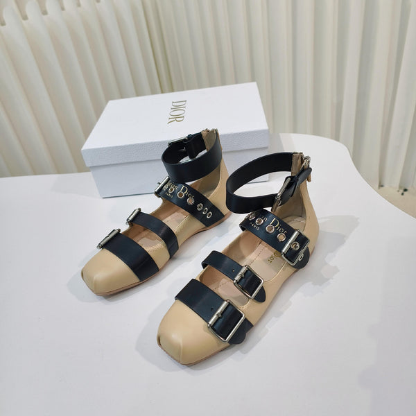 CD 26s Punk Ballet Flats Beige Leather 927874