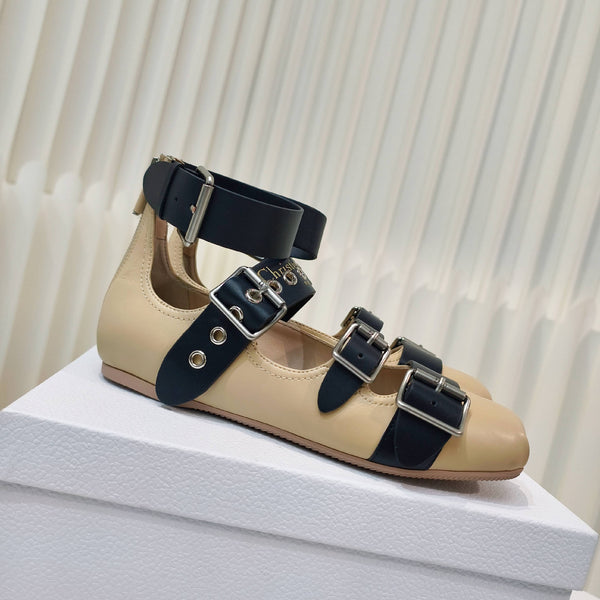 CD 26s Punk Ballet Flats Beige Leather 927874