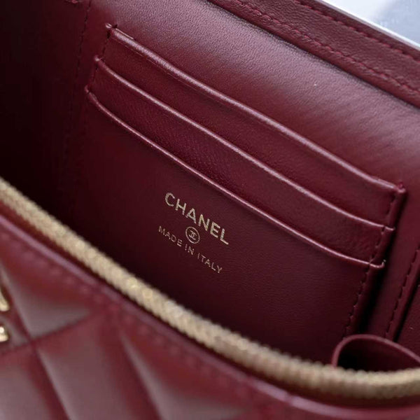 CC 26s Vanity Case Burgundy Quilted Lambskin 286285