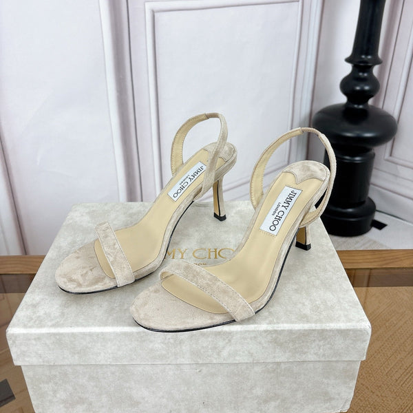 JC 26s Jenn Sandal Cream Suede 932002