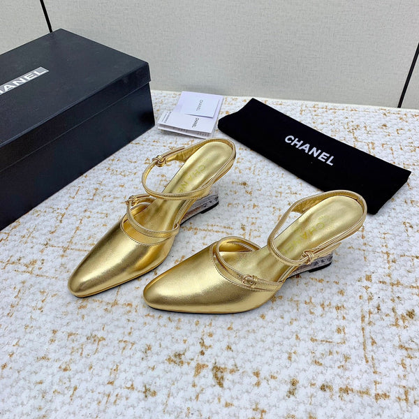 CC 26s Wedge Sandals 10cm Metallic Leather 163570