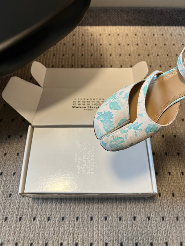 MM Tabi Slingback Blue Floral Print Suede 803541