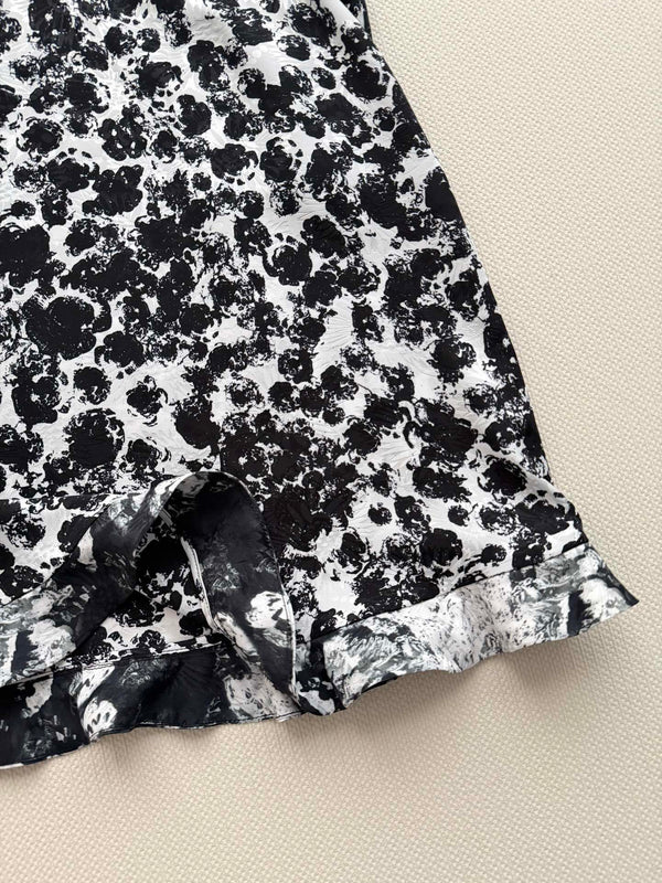 CC 26s Printed Sleeveless Vest Black White Silk 363756
