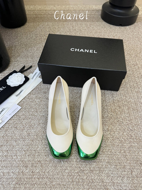 CC 26s Square Toe Pump White Green Sheepskin 835676
