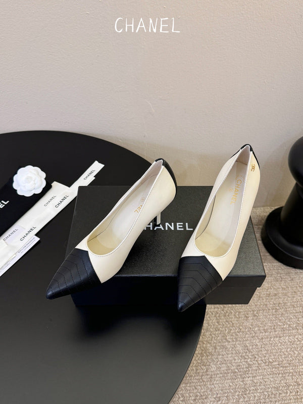 CC 26ss Pump Black White Lambskin 835697