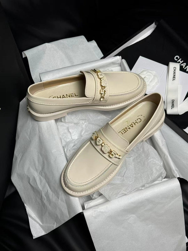 CC Loafers Cream Quilted Calfskin
