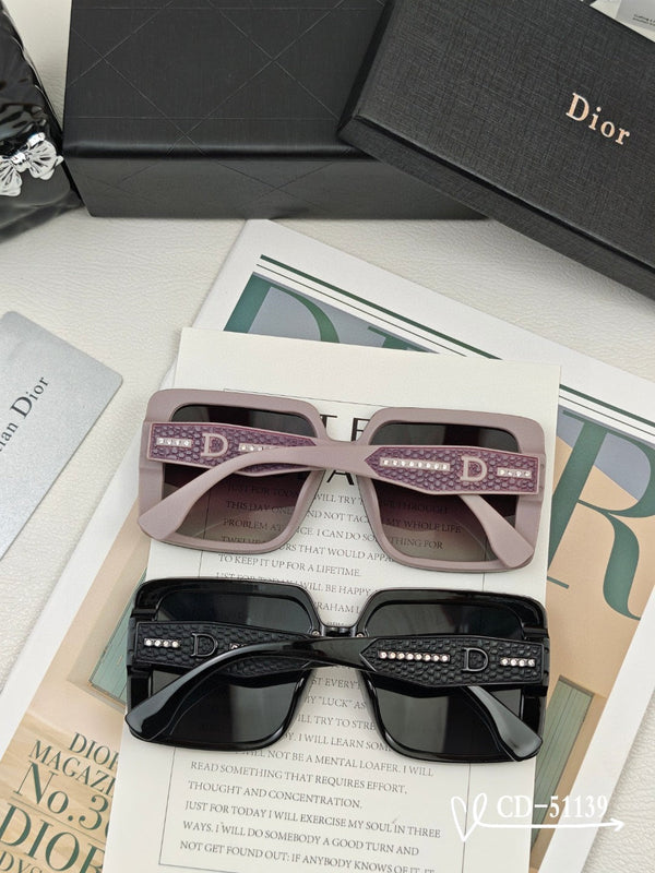 MONTAIGNE SUNGLASS 51139 IN ACETATE