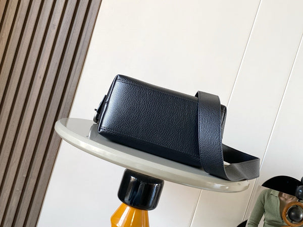 Loewe Small Cubi Crossbody Bag Black Smooth Calfskin