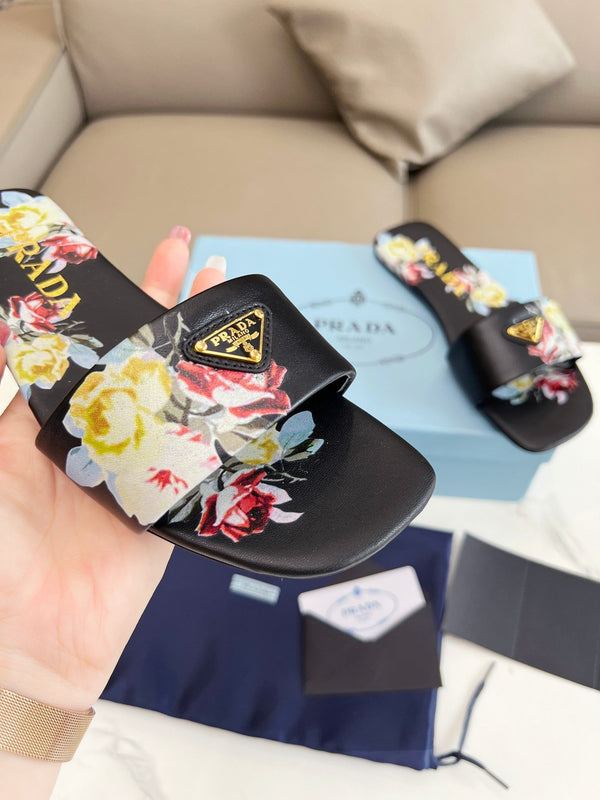 Prad 26s Slide Sandals Floral Black Leather 140496
