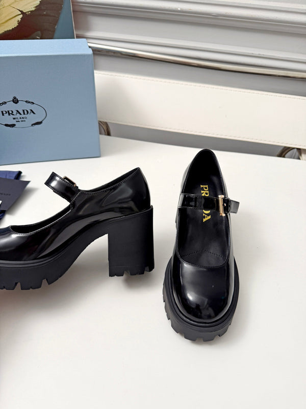 Prad Mary Jane Platform Pumps Black Patent Leather 118330