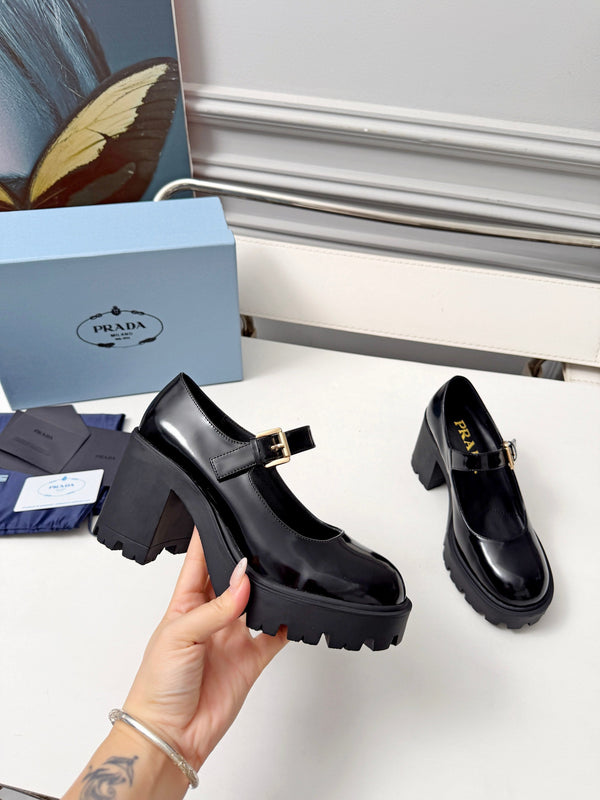 Prad Mary Jane Platform Pumps Black Patent Leather 118330