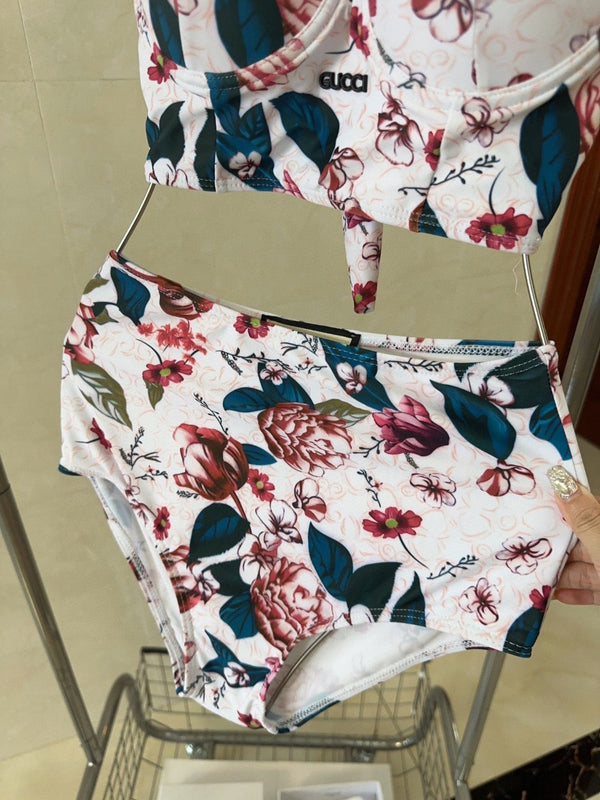 Gucci 26s Swimsuit White Colorful Cotton 185811