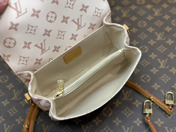 pochette metis east west 21.5 monogram dune canvas
