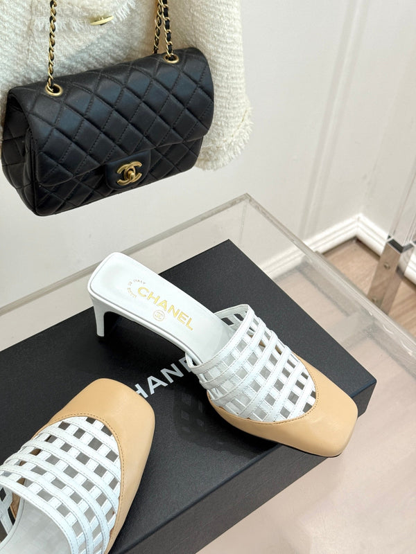 CC Woven Square-Toe Slippers Beige White Leather 825774