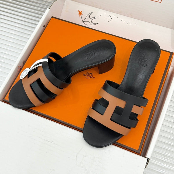 HM 26s Strappy Sandals Black Brown Sheepskin 905787