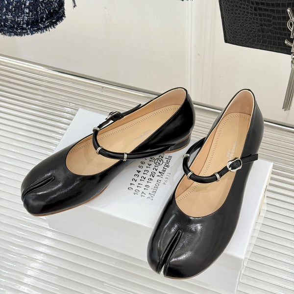 MM6 26s Tabi Mary Jane Ballerina Flats Black Sheepskin 991560