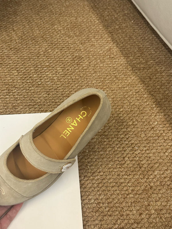 CC 26s Mary Jane Flats Beige Suede