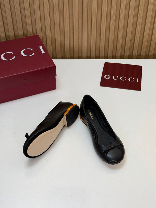 GG 26s Ballerina With Bamboo Flats Black Sheepskin 997175