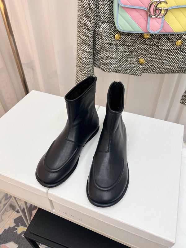 TR 26s Zipped Boot Flat Leather 146487