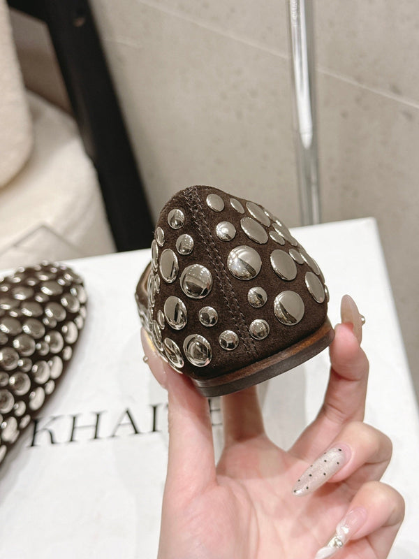 CL 26s Flat Shoes In Dark Brown Suede With Metal Studs